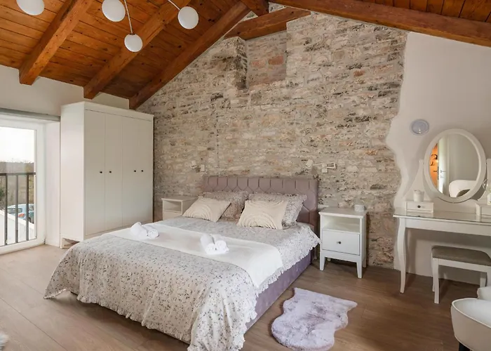 Lovely In With Kitchen 펜션 Vidulini